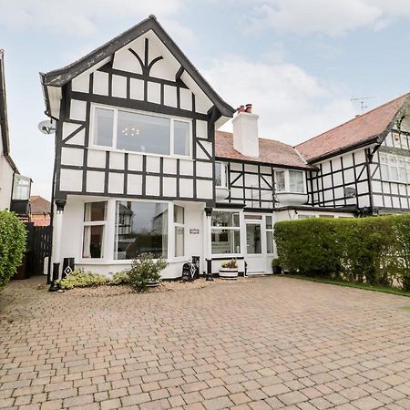 Glendalough Villa Colwyn Bay Ngoại thất bức ảnh