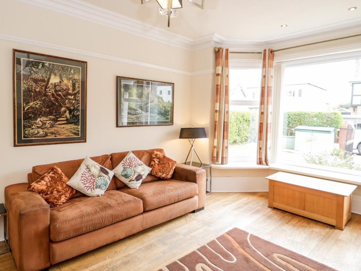 Glendalough Villa Colwyn Bay Ngoại thất bức ảnh